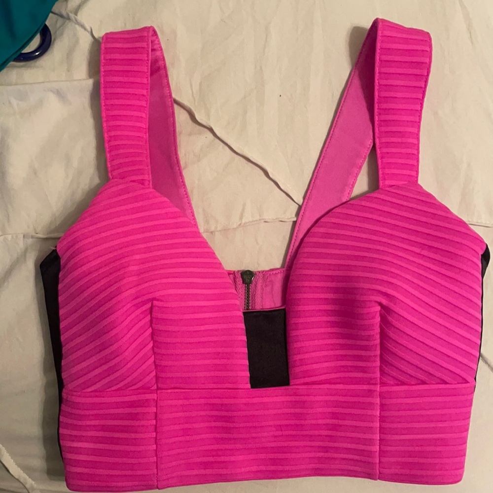 Express workout bra